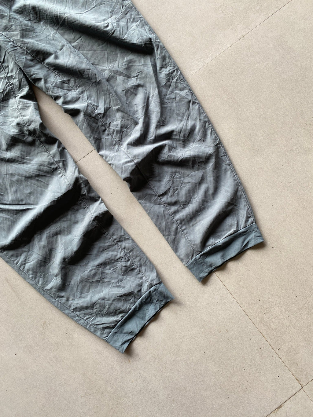 PATAGONIA OUTDOOR PANT - L - Aged Arc