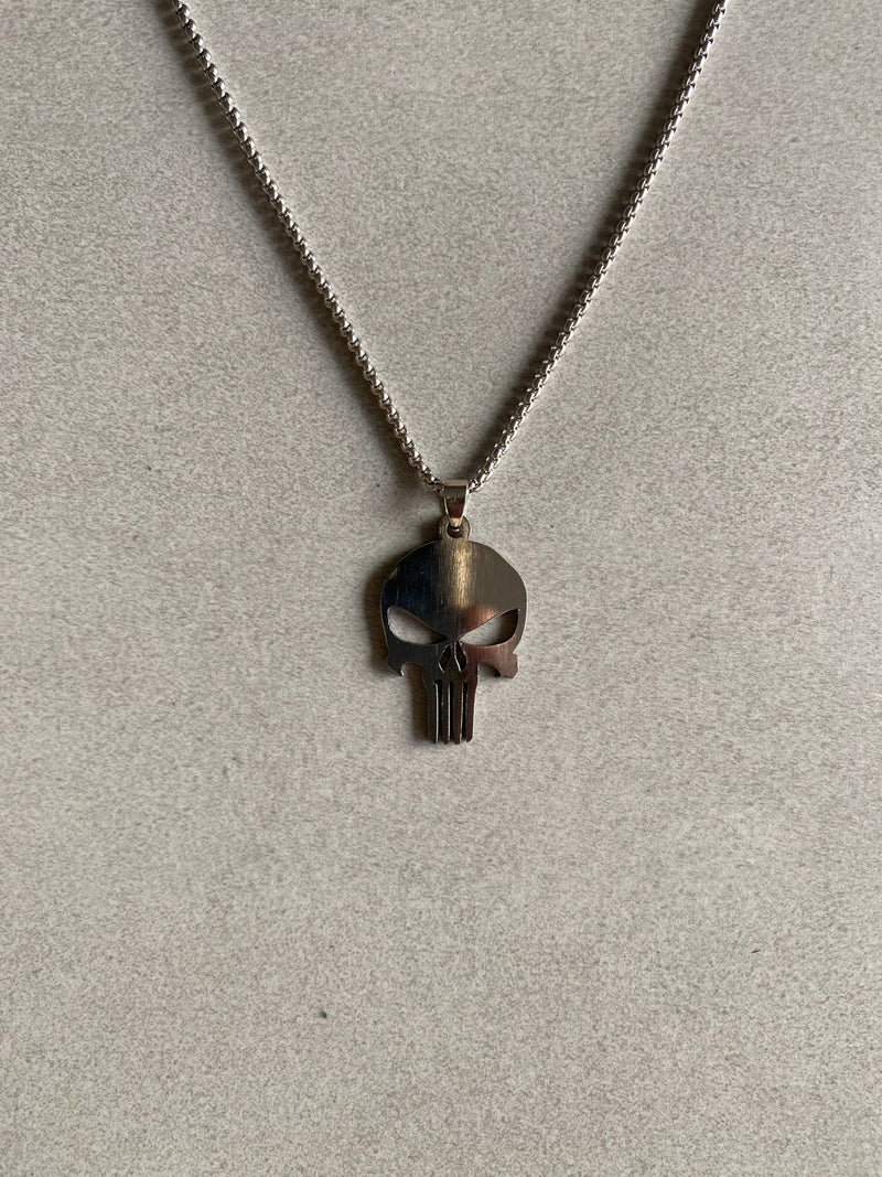 PUNISHER SKULL PENDANT CHAIN - Aged Arc