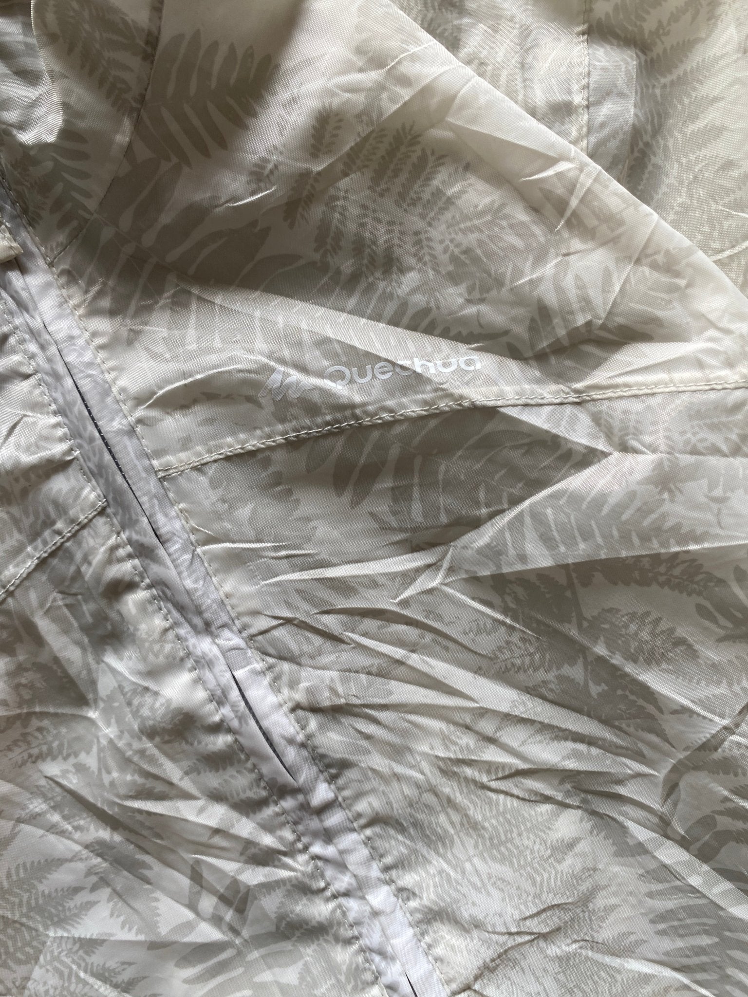 QUECHUA PRINTED WOMENS WINDBREAKER JACKET - XS - Aged Arc
