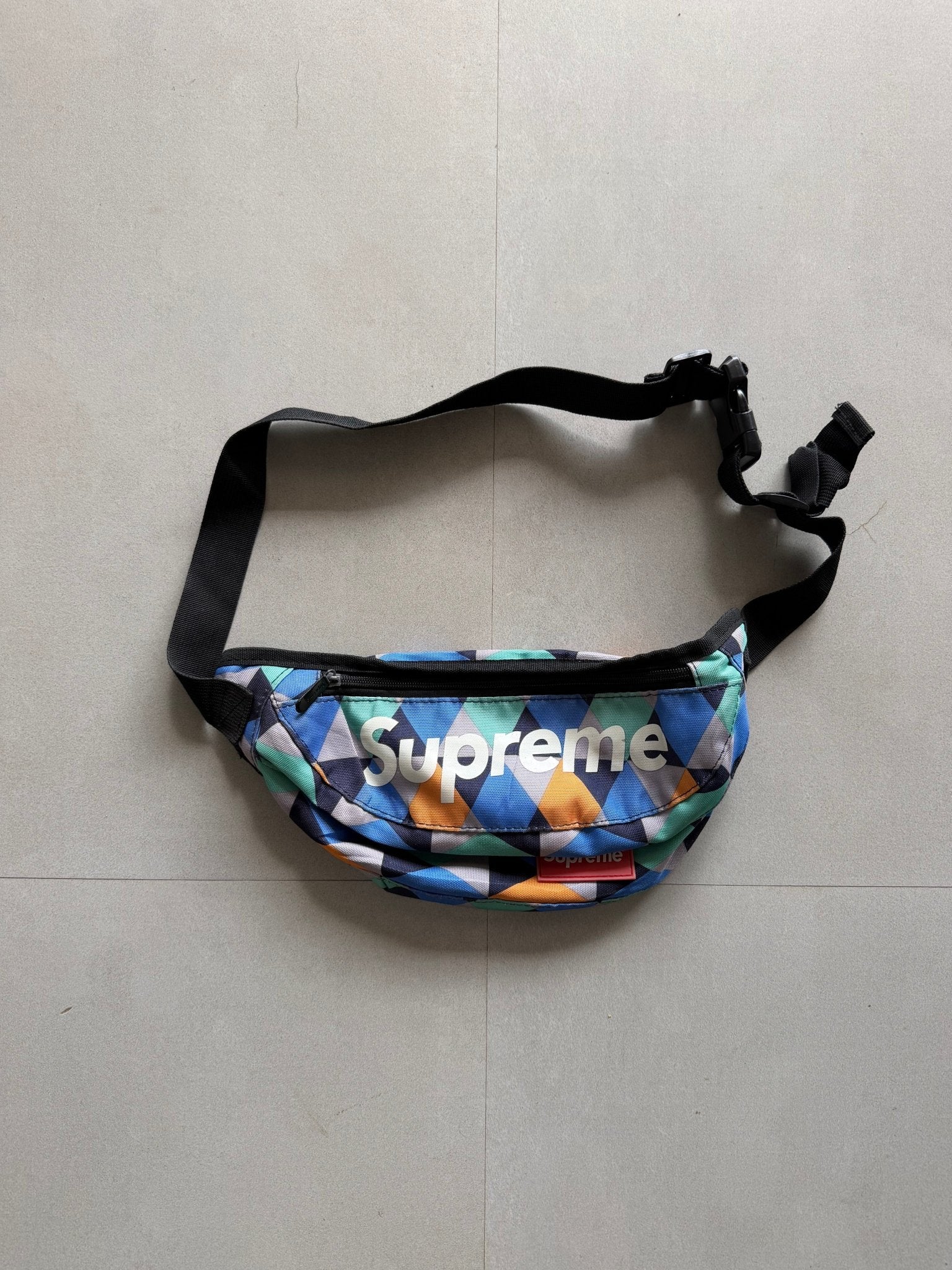 SUPREME FANNY PACK - Aged Arc
