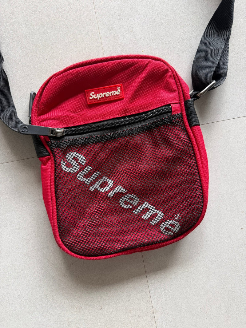 SUPREME SLING BAG - Aged Arc