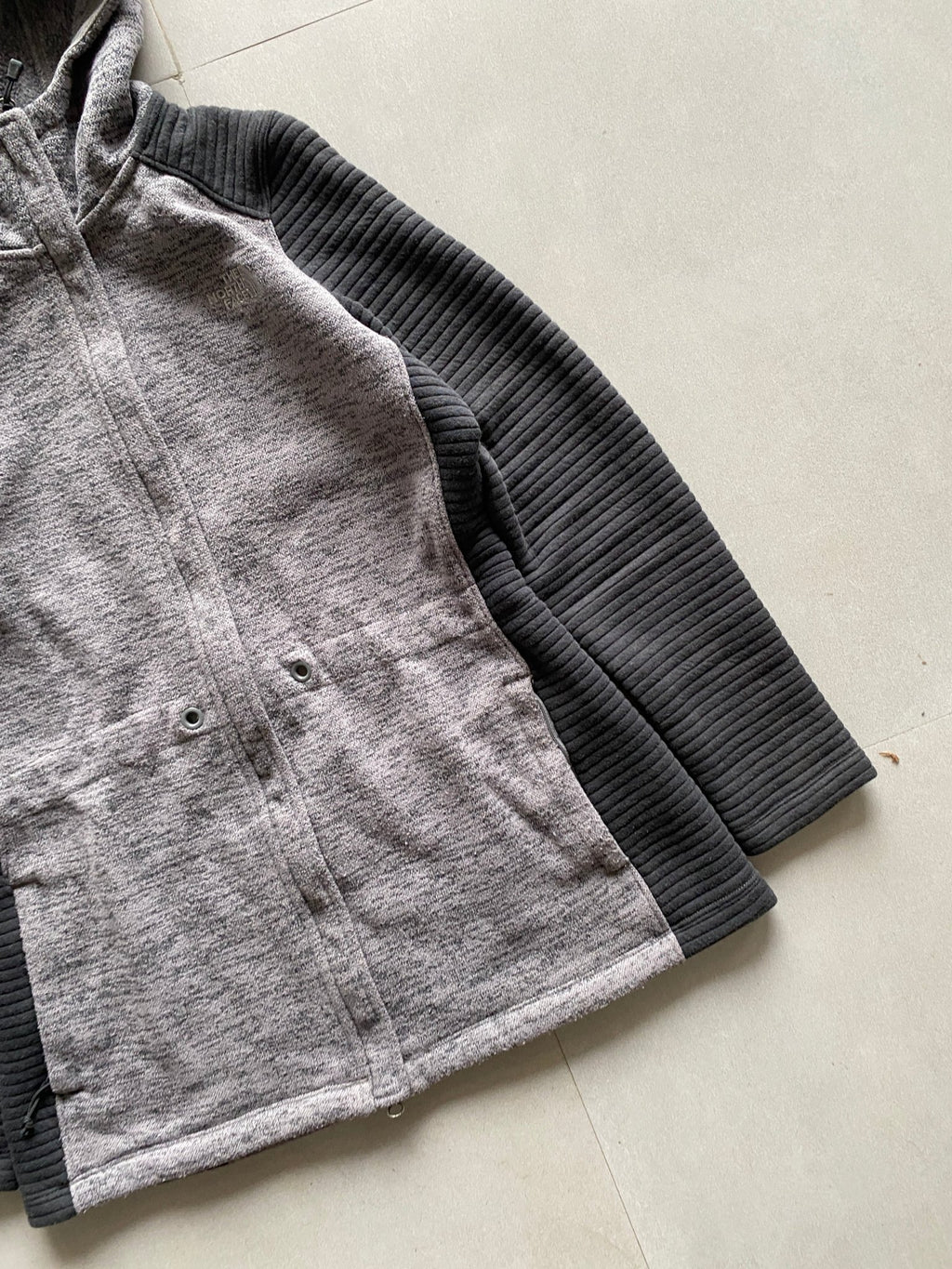 THE NORTH FACE WOMENS JACKET - XS - Aged Arc