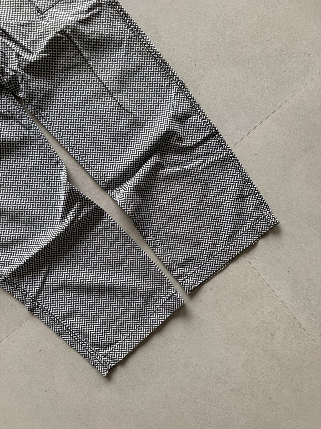VANS CHECKERD PANT - M - Aged Arc