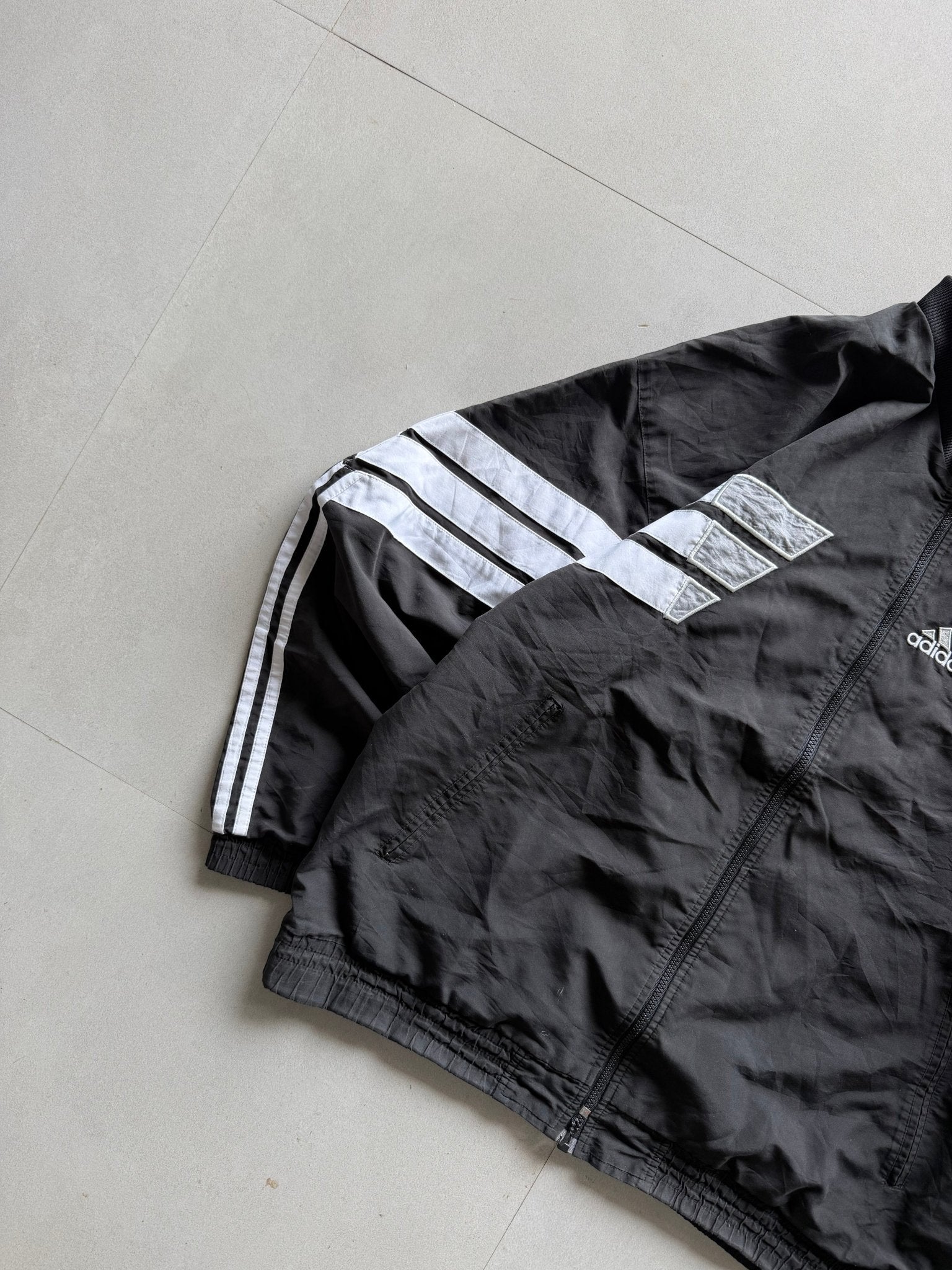 VINTAGE ADIDAS STRIPED JACKET - XL - Aged Arc