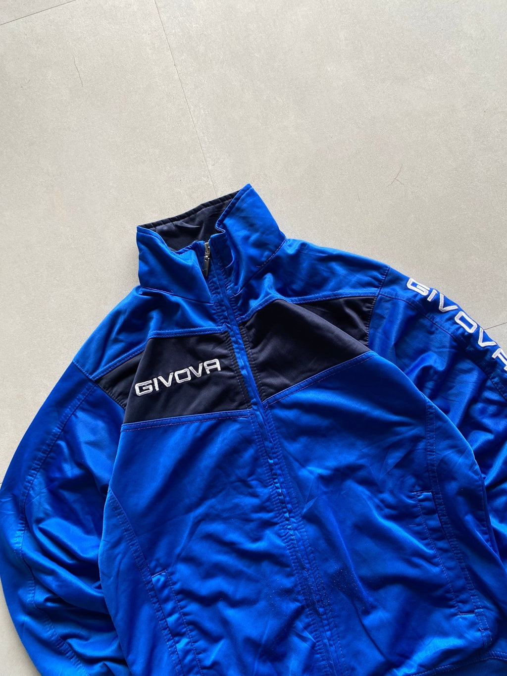 VINTAGE GIVOVA JACKET - M - Aged Arc