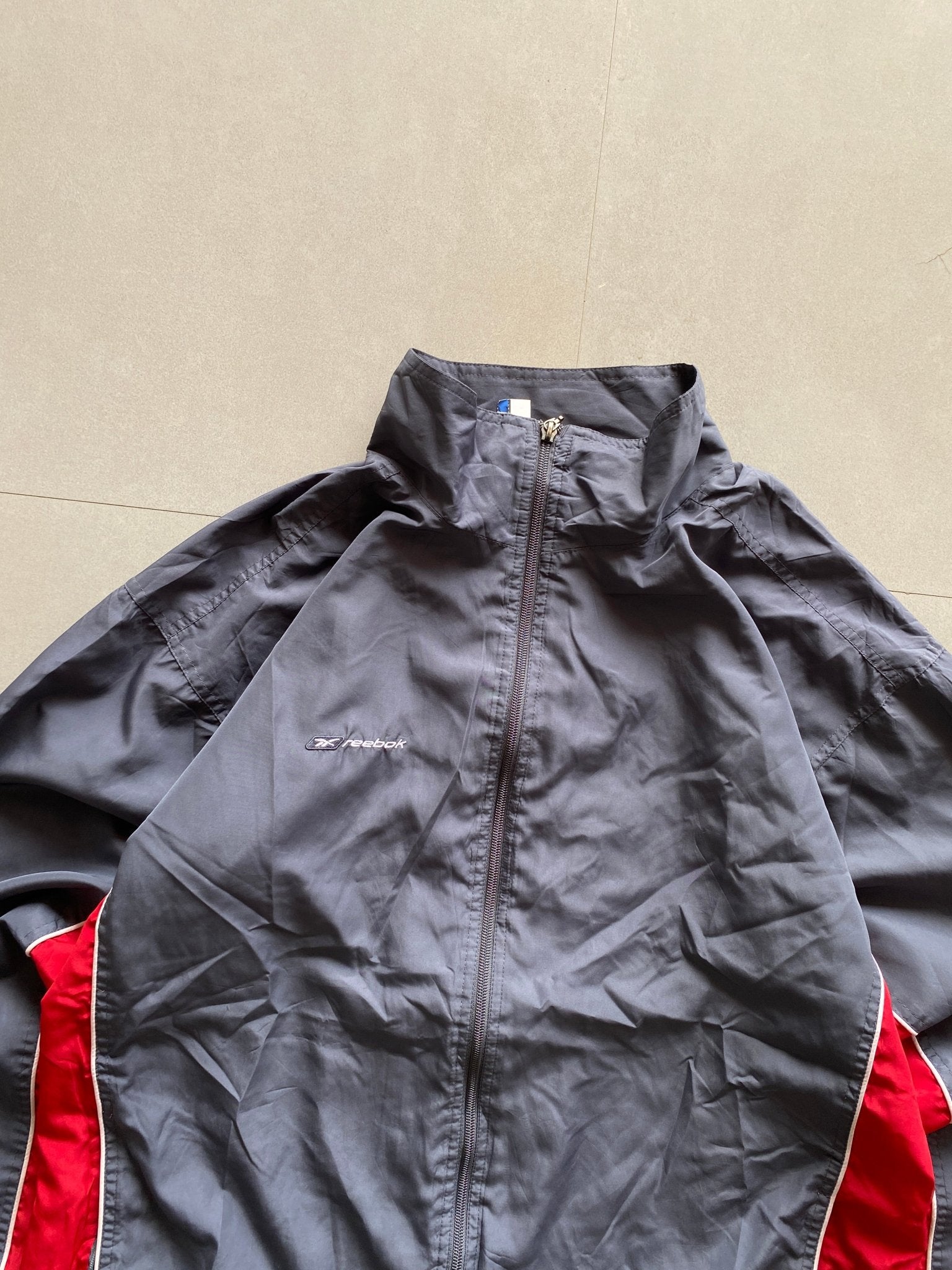 VINTAGE REEBOK JACKET - XL - Aged Arc
